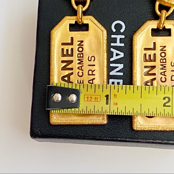 Chanel gold Pearl 31 Rue Cambon earrings jewelry - Picture 10 of 11